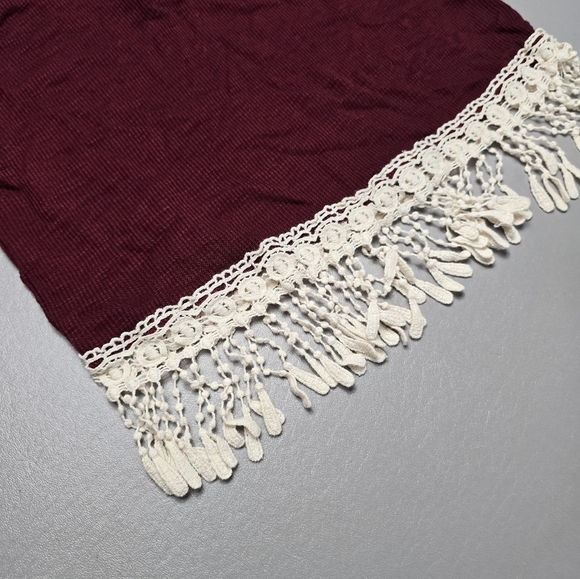 rue21 maroon crop top with crochet tassels women's size large - Picture 2 of 7